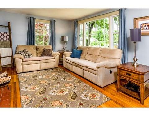 28 Whitla Dr, Worcester, MA 01604 photo 12