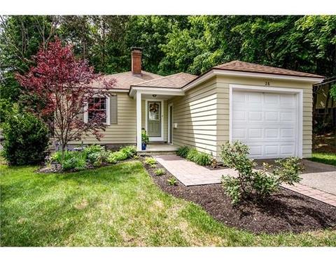 28 Whitla Dr, Worcester, MA 01604 photo 3