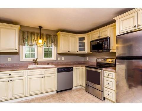 28 Whitla Dr, Worcester, MA 01604 photo 6