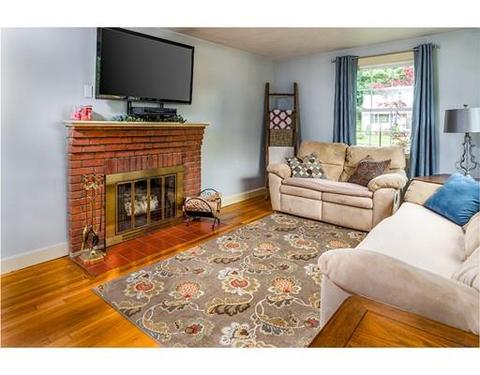 28 Whitla Dr, Worcester, MA 01604 photo 11