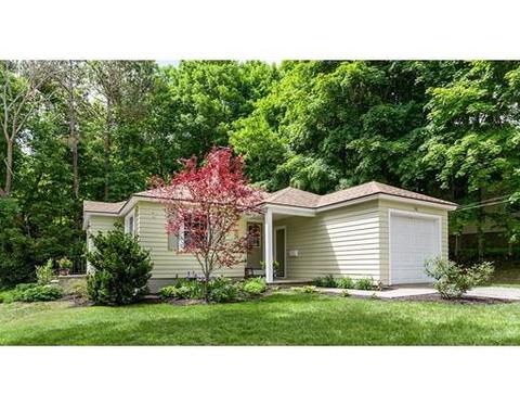 28 Whitla Dr, Worcester, MA 01604 photo 5