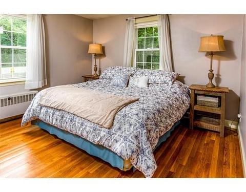 28 Whitla Dr, Worcester, MA 01604 photo 9