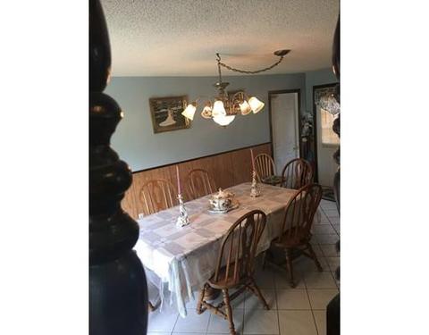 62 Frederic St, Springfield, MA 01119 photo 3