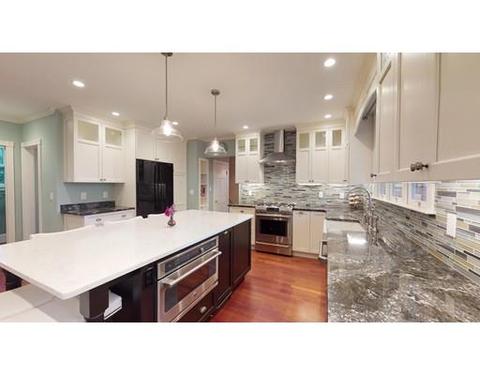 33 Howard St, Reading, MA 01867 photo 4