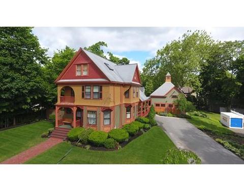 33 Howard St, Reading, MA 01867 photo 2