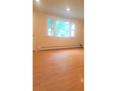 18 Plain St, Easthampton, MA 01027 photo 6