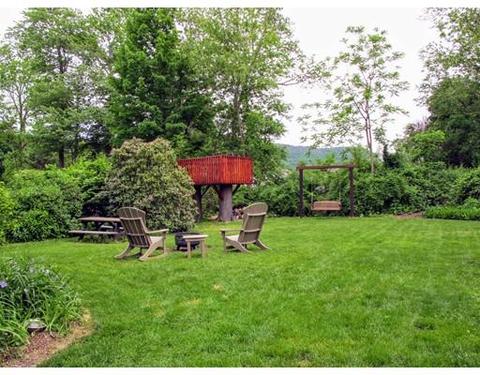 58 Maple St, Easthampton, MA 01027 photo 6