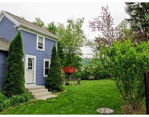 58 Maple St, Easthampton, MA 01027 photo 5