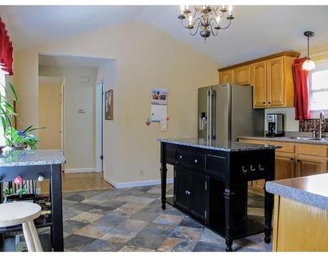 58 Maple St, Easthampton, MA 01027 photo 17