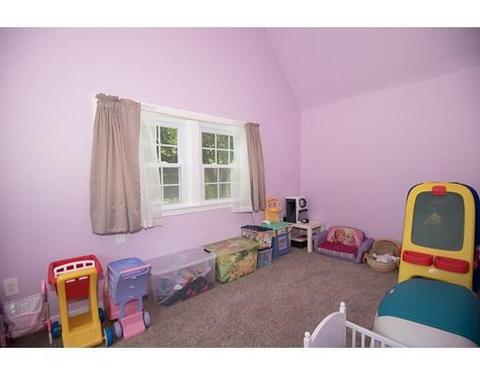 519 Massasoit Rd, Worcester, MA 01604 photo 9