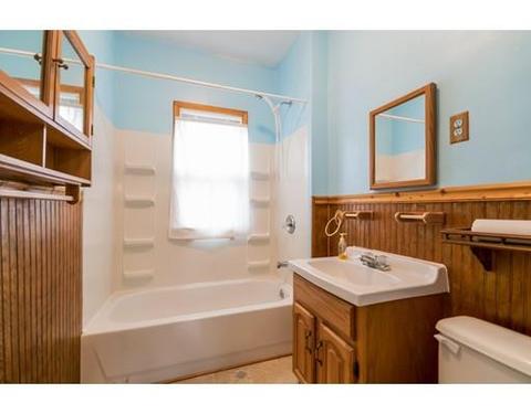 89 Lyons St, Springfield, MA 01151 photo 15