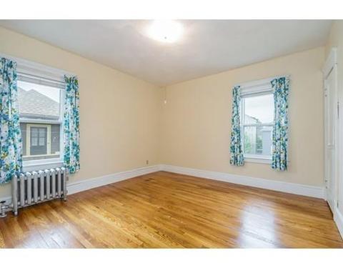 89 Lyons St, Springfield, MA 01151 photo 14