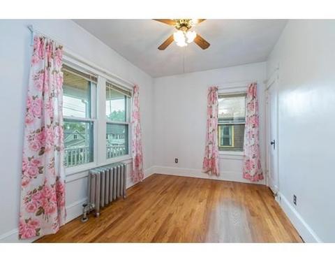 89 Lyons St, Springfield, MA 01151 photo 12