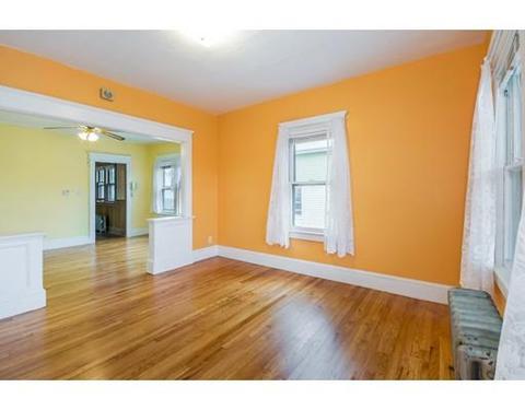 89 Lyons St, Springfield, MA 01151 photo 3