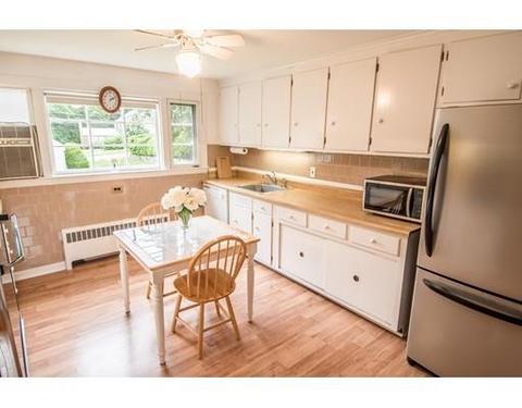 79 Park St, Dedham, MA 02026 photo 3