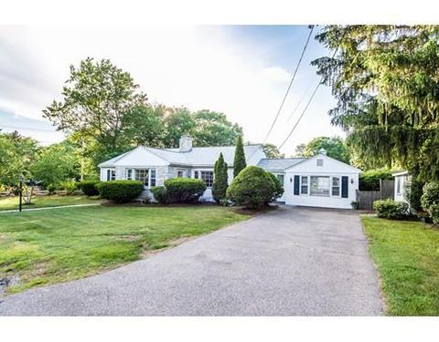 79 Park St, Dedham, MA 02026 photo 1