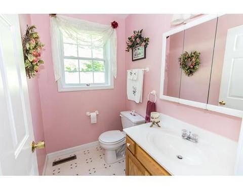 9 Ash Ln, Dudley, MA 01571 photo 20