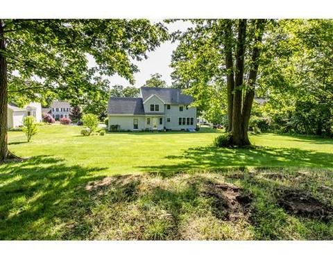 9 Ash Ln, Dudley, MA 01571 photo 4