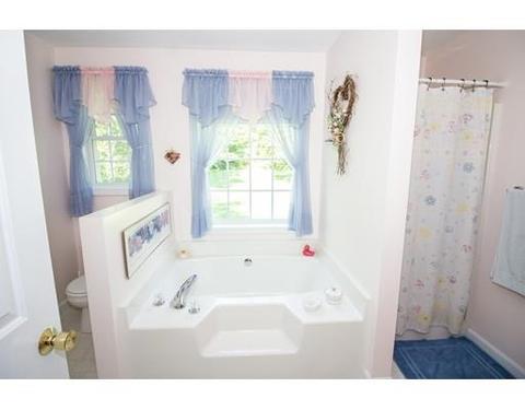 9 Ash Ln, Dudley, MA 01571 photo 26