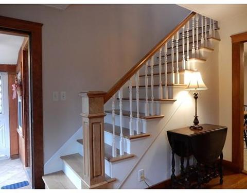 8 Messinger St, Canton, MA 02021 photo 6