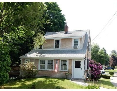8 Messinger St, Canton, MA 02021 photo 1