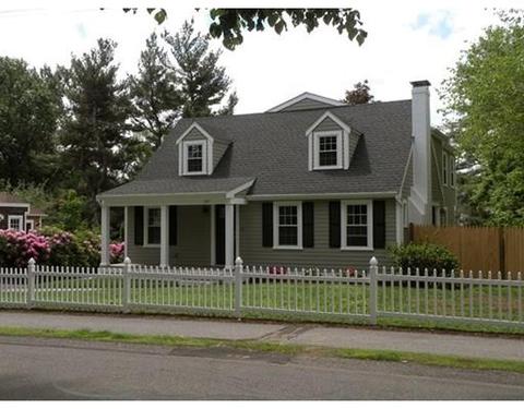 105 Nehoiden St, Needham, MA 02492 photo 1