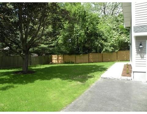 105 Nehoiden St, Needham, MA 02492 photo 5
