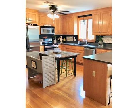 55 Fuller Pl, Franklin, MA 02038 photo 4