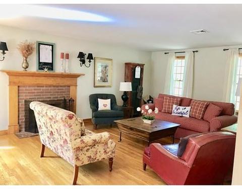 55 Fuller Pl, Franklin, MA 02038 photo 6