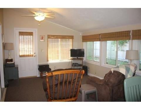 116 Henshaw St, Worcester, MA 01603 photo 5