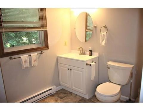 116 Henshaw St, Worcester, MA 01603 photo 11