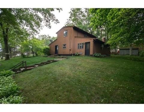 1 Hickory Ln, Webster, MA 01570 photo 6