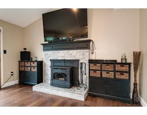 1 Hickory Ln, Webster, MA 01570 photo 11
