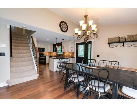 1 Hickory Ln, Webster, MA 01570 photo 2