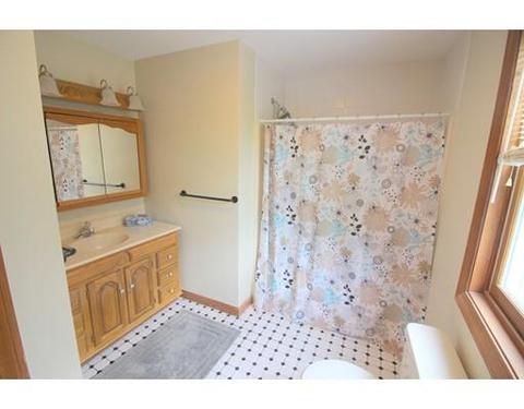 2 Meadow Ln, Maynard, MA 01754 photo 23