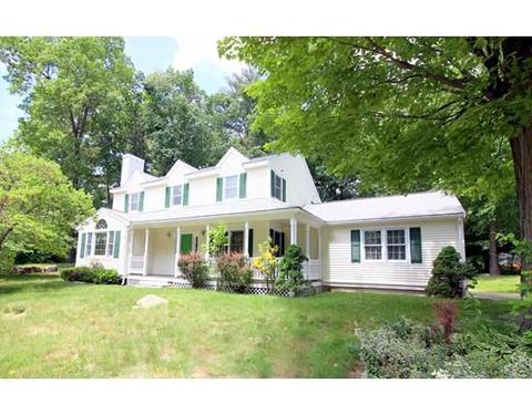 2 Meadow Ln, Maynard, MA 01754 photo 1