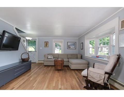 66 Darnell Rd, Worcester, MA 01606 photo 2