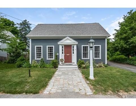 16 Pond St, Georgetown, MA 01833 photo 1