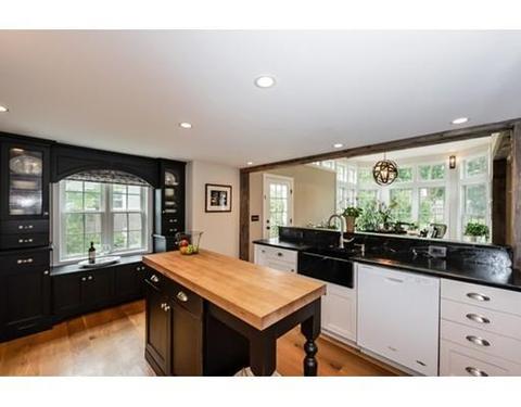 16 Pond St, Georgetown, MA 01833 photo 8
