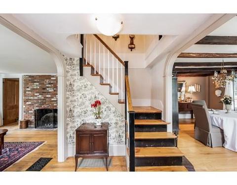 16 Pond St, Georgetown, MA 01833 photo 3