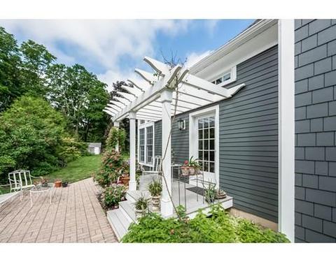 16 Pond St, Georgetown, MA 01833 photo 25
