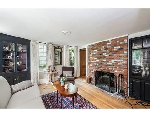 16 Pond St, Georgetown, MA 01833 photo 4