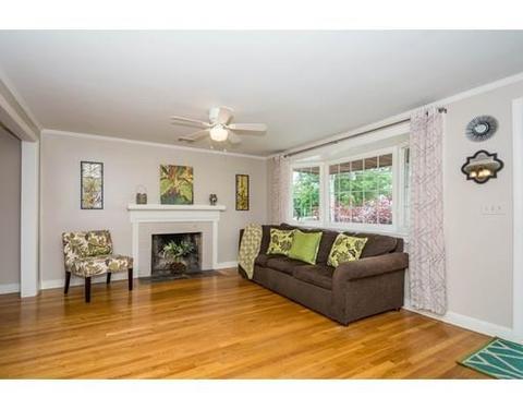31 Selfridge Rd, Reading, MA 01867 photo 5
