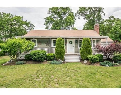 31 Selfridge Rd, Reading, MA 01867 photo 2