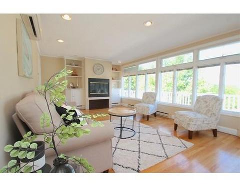 27 Waterman Rd, Gloucester, MA 01930 photo 2