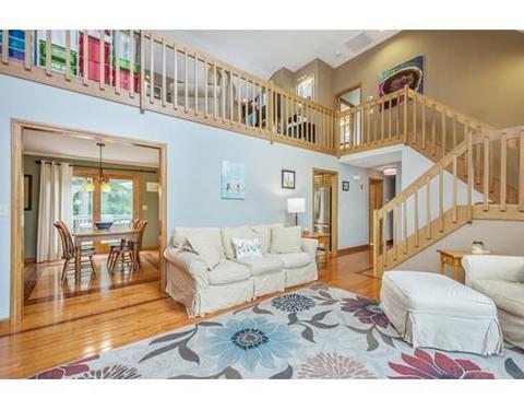 36 Dudley Ln, Sutton, MA 01590 photo 4
