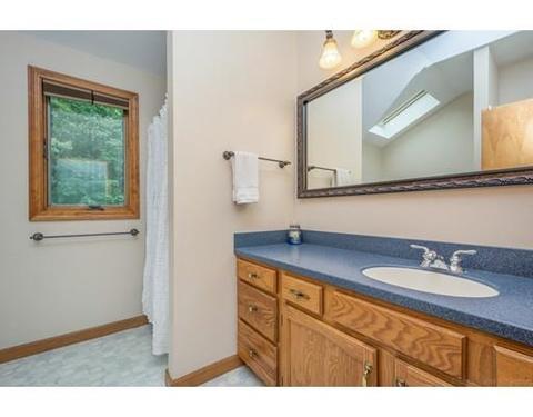 36 Dudley Ln, Sutton, MA 01590 photo 24