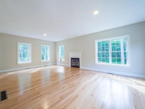 169 Webster St, Douglas, MA 01516 photo 9