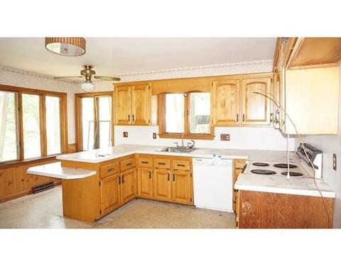 4 Maynard Rd, Wilbraham, MA 01095 photo 6