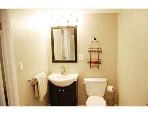 11 Daniels Rd, Framingham, MA 01701 photo 13